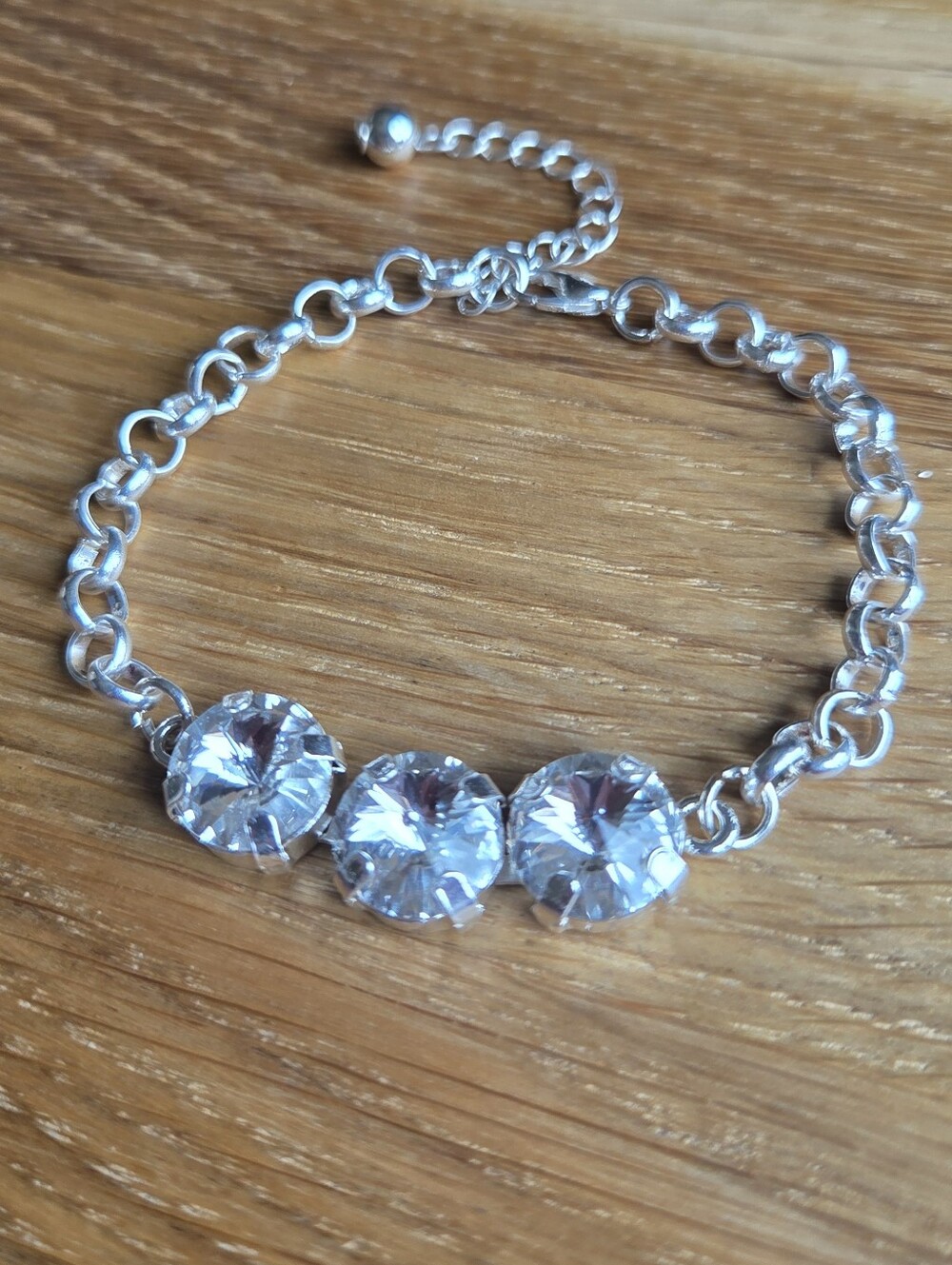 Shiny Silver Rolo Chain & Clear Crisp Crystals   Bracelet, Hand Crafted - Picture 3 of 10